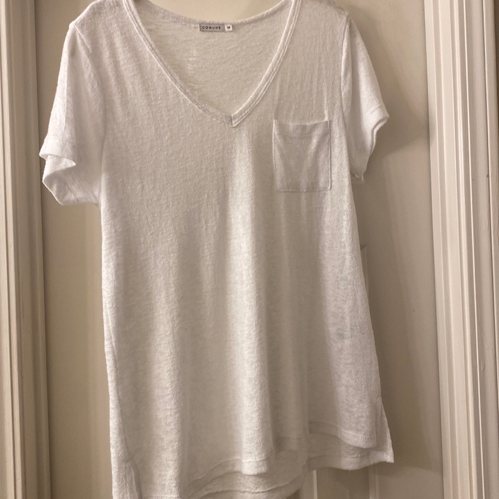 Comune light white top with v-neck